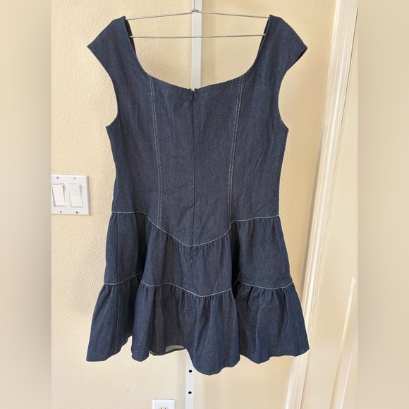 NWT - Peppermayo Exclusive - Isabella Denim
Bustier Dress in Indigo - Size US 10 - Picture 8 of 9